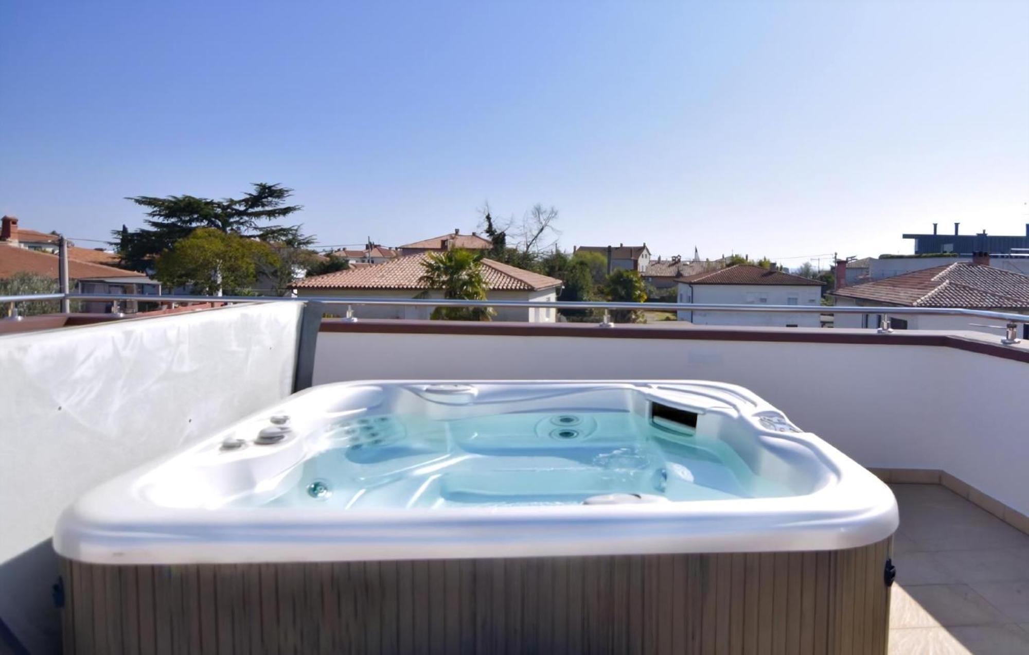 Apartman In Mit Grosser Terrasse *